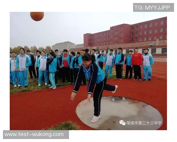 洛阳四十八中足球队奋勇拼搏展现青春风采助力校园体育发展 洛阳四十八中足球队奋勇拼搏展现青春风采助力校园体育发展