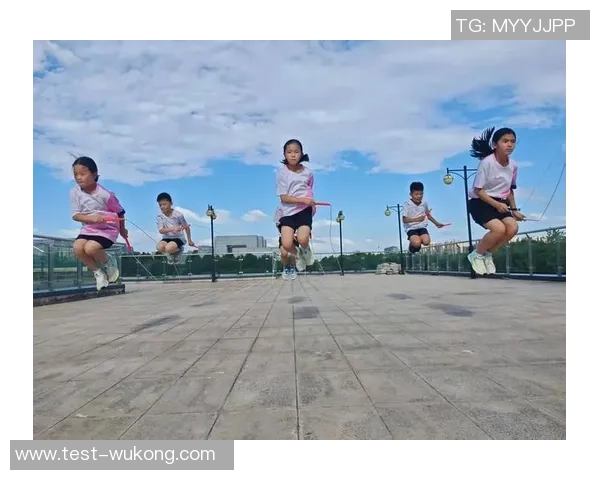 社足足球：推动社区团结与青少年发展的新力量与新机遇