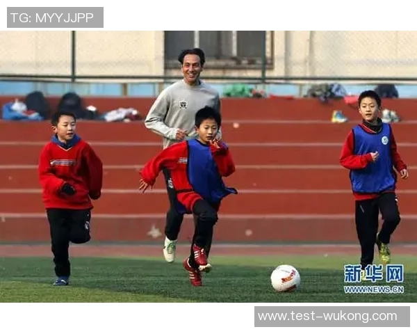 足球何伟杰的传奇之路与背后不为人知的故事揭秘 足球何伟杰的传奇之路与背后不为人知的故事揭秘